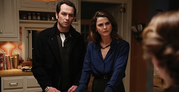 Matthew-Rhys-and-Keri-Russell-in-The-Americans-Season-3-Episode-10